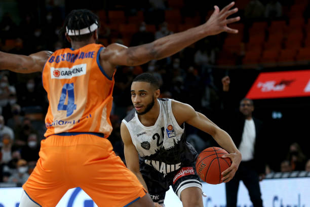 符合世界潮 符合世界潮